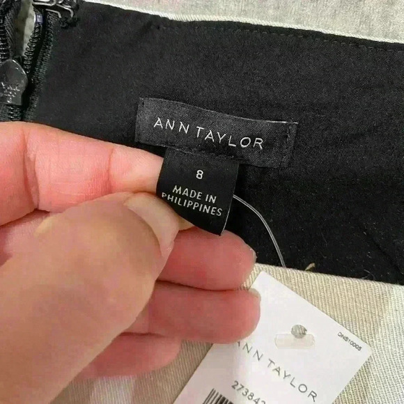 Ann Taylor Stripped Dress Size 8 - Picture 3 of 5